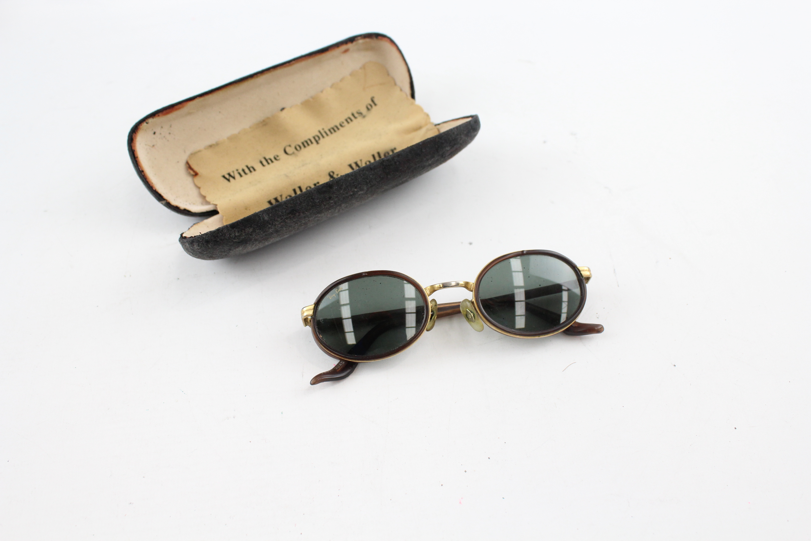 Vintage Bausch & Lomb Ray-Ban Sunglasses 668337