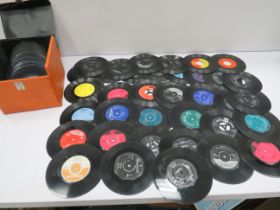 Approx 75 1960's & 70's vinyl Pop Records with no sleeves. See photos.