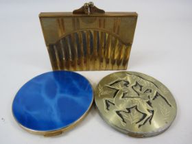 2 ladies compacts by Stratton and Vogue plus a Gwenda cigarette case in the form of a purse.