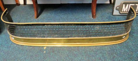 Lovely old Brass fire fender with curved edges to sides. Measures approx 40 x 9 inches. See photos.