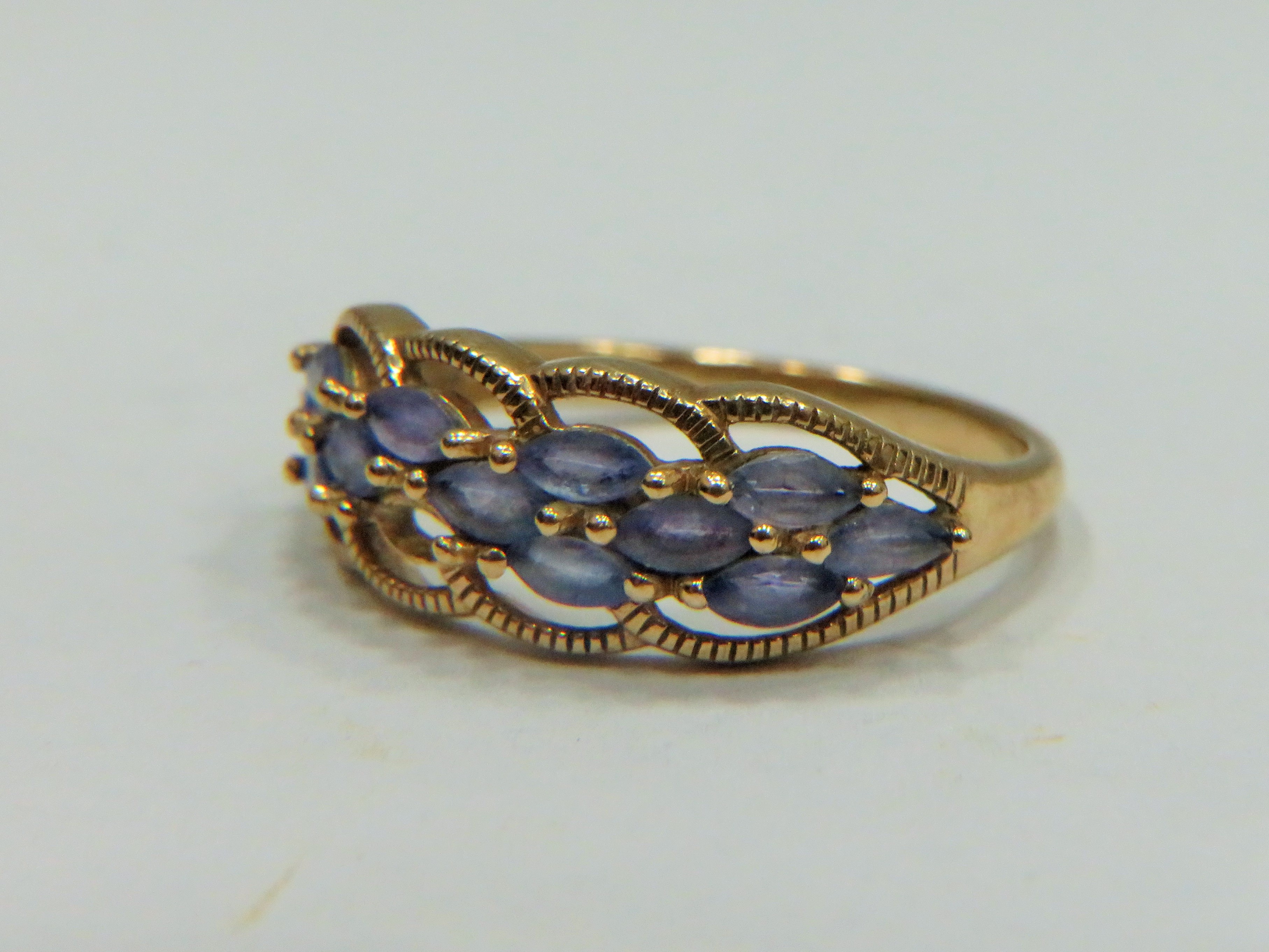 9ct Yellow Gold ring set with multiple Topaz.   Finger size 'P-5 to Q'   2.4g - Image 2 of 3