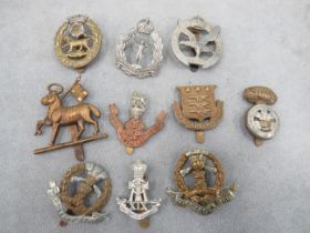 10 X Military Cap Badges Inc York & Lancs Loyal North Lancs Etc 637764