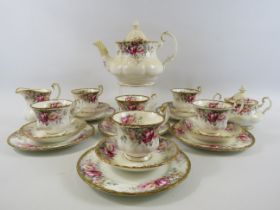 Royal Albert Autumn Roses Teaset 21 pieces in total, 1st 7 2nd quality.