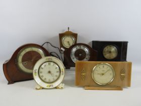 6 Vintage mantle clock some are working.