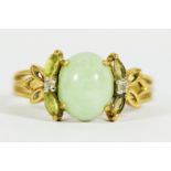 9ct Yellow Gold Jade set ring with Citrene stones to side (two missing)   Finger size 'R'  3.2g  to 