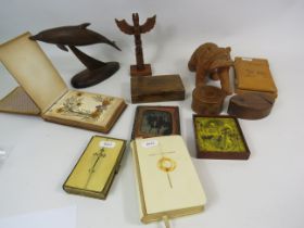 Mixed lot to include small antique bibles, wooden trinket boxes, pressed flowers etc.