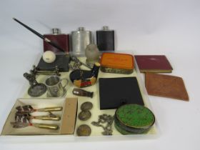 Interesting mixed collectables lot including hip flasks, wax seal stamp etc.