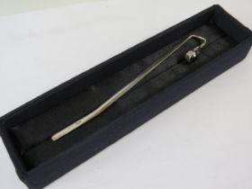 925 Silver Hallmarked Bookmark/page turner. Comes with presentation box.