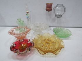 Mixed art glass lot including art deco glass, Chribska etc.