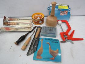 Selection of wood carving tools etc.