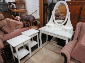 Modern Dressing table in white melamime with glass top and tilting mirror, comes complete with a pai