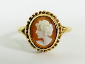 9ct Yellow Gold Cameo Set ring. Finger size 'O' 2.5g