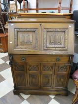 Unusual Hi Fi stand diguised as a bureau in the Old Charm style with linen press decoration. H:45