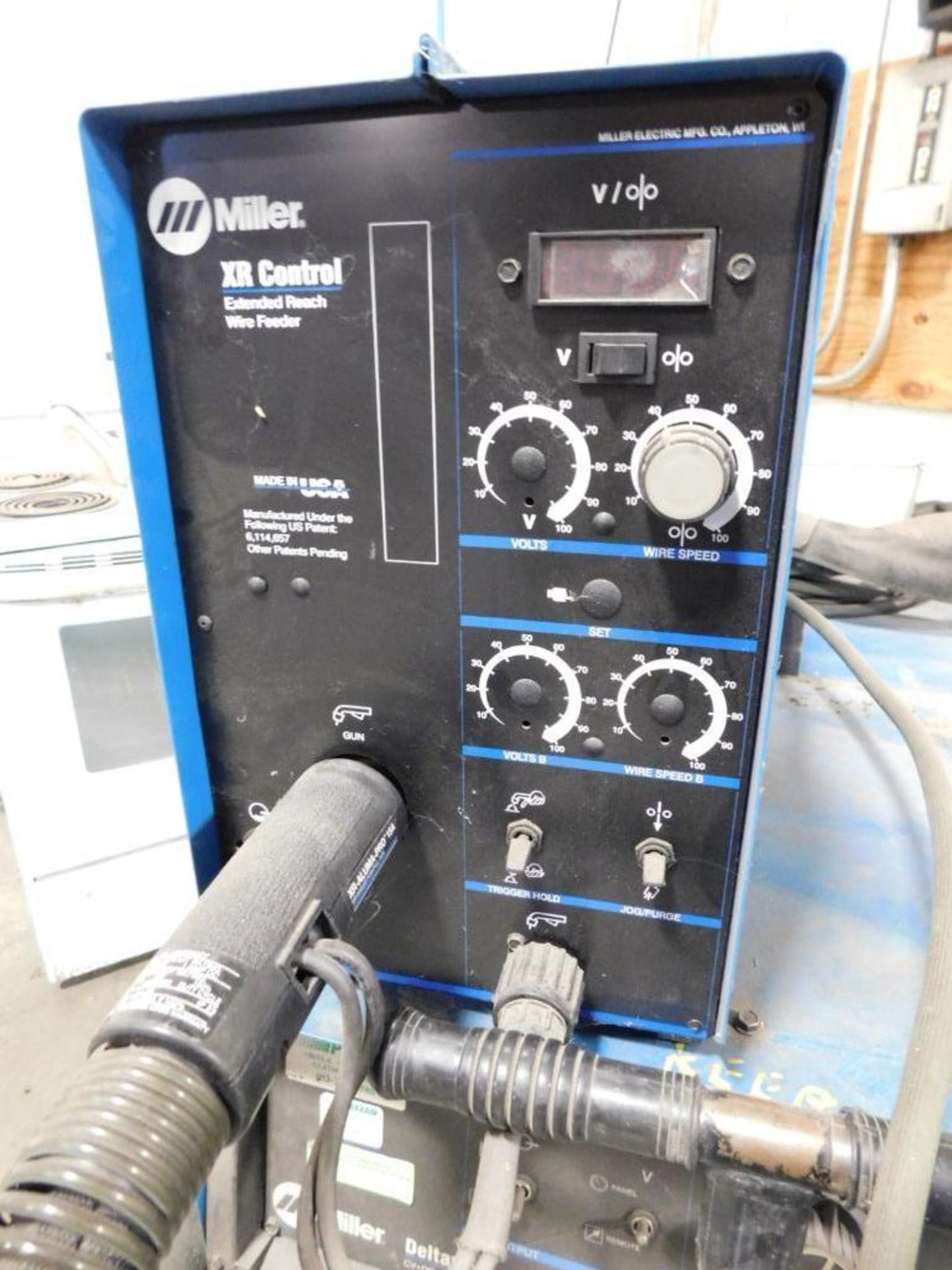 Miller Deltaweld 452 CV/DC Welding Power Source w/Miller XR Control Extended Reach Wire Feeder - Image 4 of 5