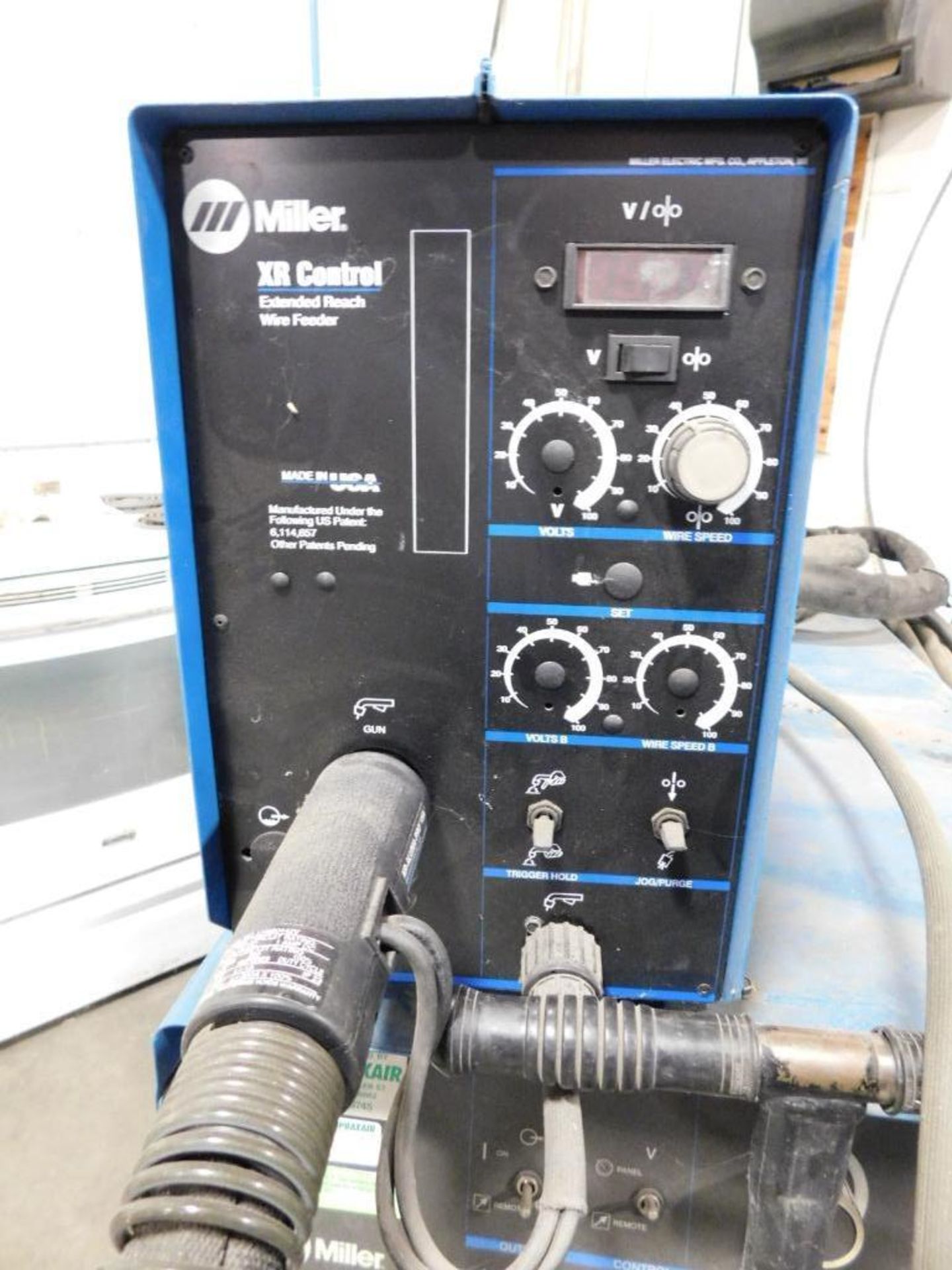 Miller Deltaweld 452 CV/DC Welding Power Source w/Miller XR Control Extended Reach Wire Feeder - Image 3 of 5