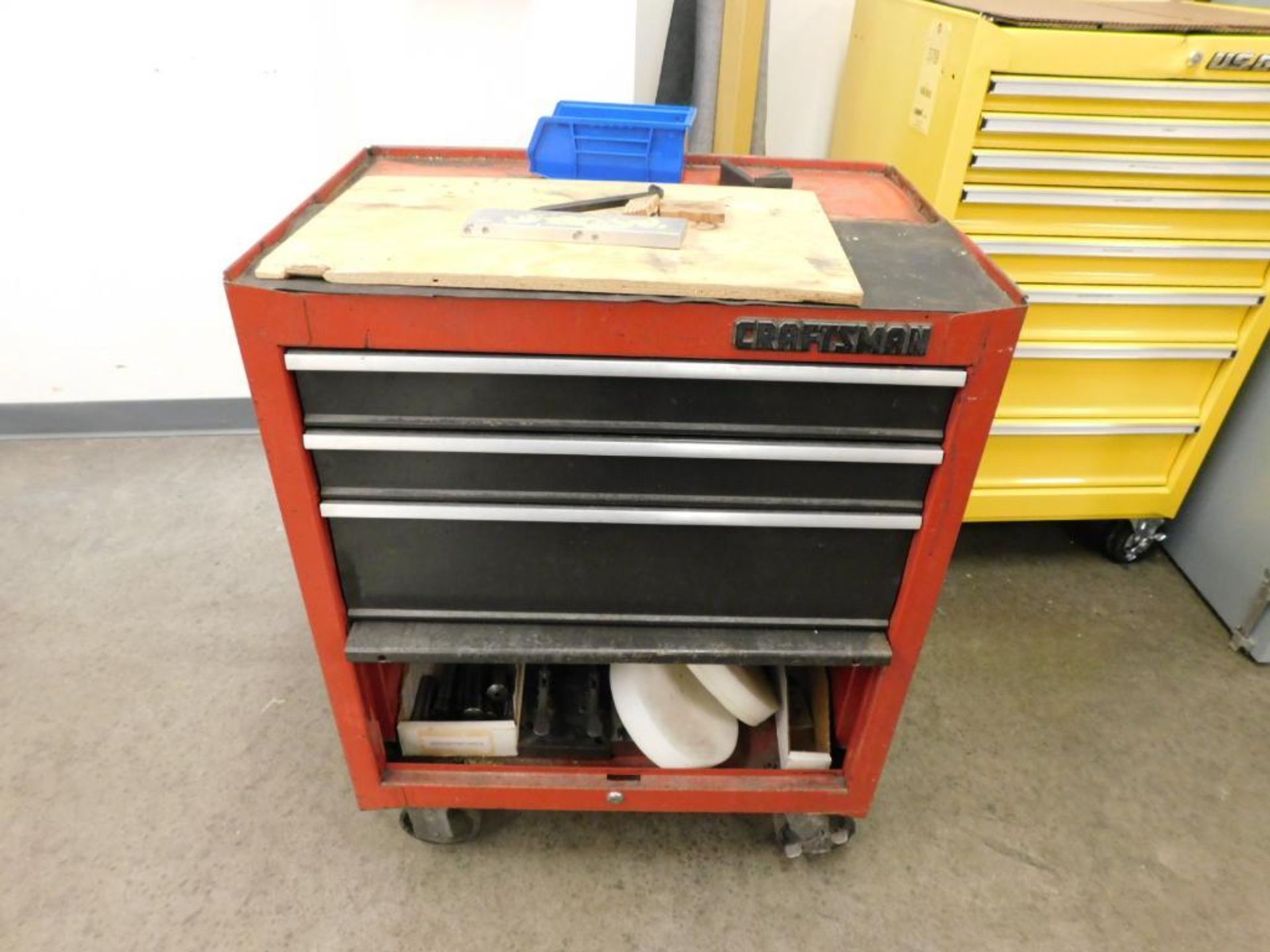 LOT: U.S. General 8-Drawer Rolling Tool Box w/Contents & Craftsman Tool Box - Image 2 of 6