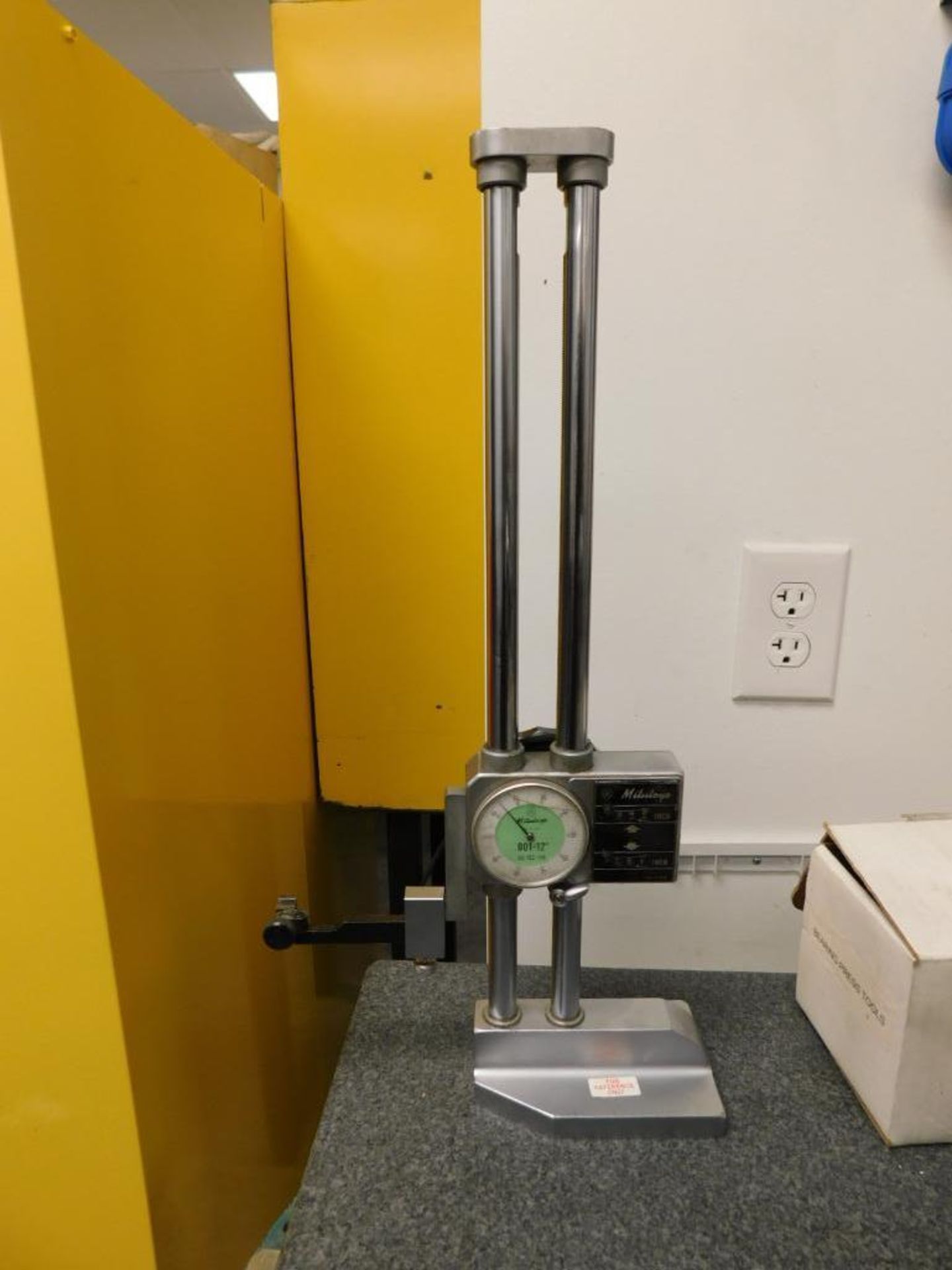 24" x 18" x 4" Granite Surface Plate on Stand w/Mitutoyo Dial Height Indicator & Dial Stand - Image 2 of 2