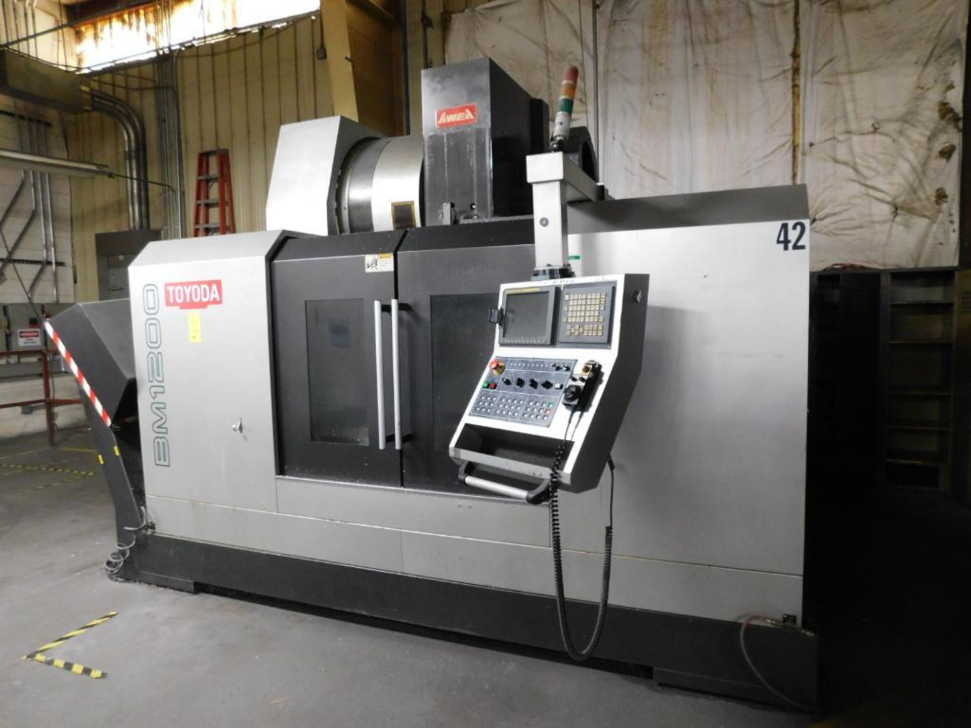 Toyoda AWEA BM1200 4-Axis VMC, Fanuc 18i-MB Control, 47.2" x 23.6" x 23.6" tr - Image 2 of 14