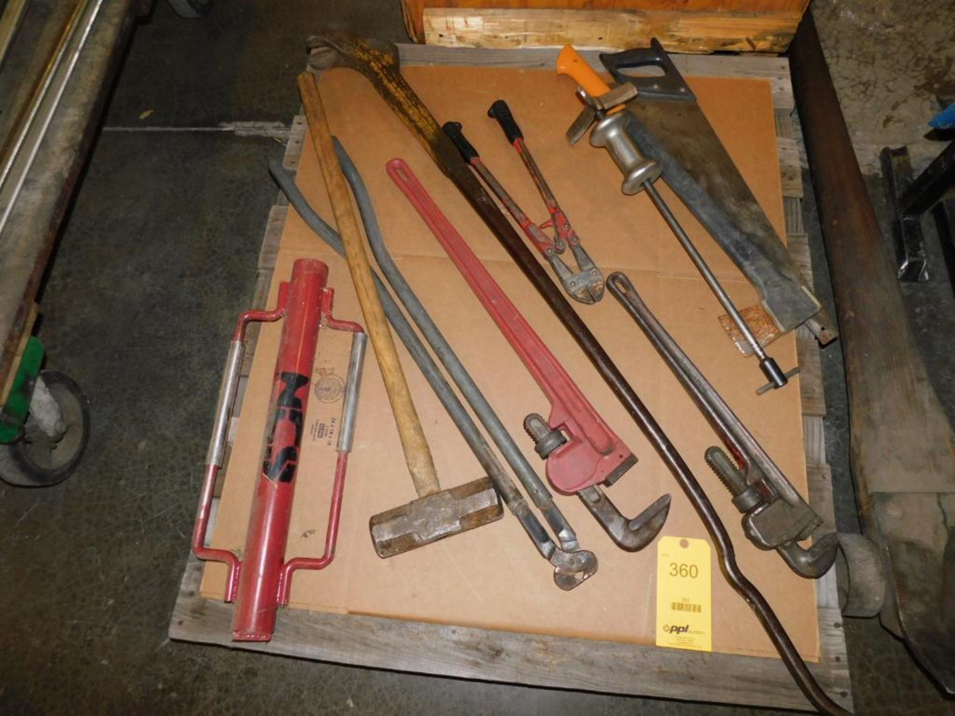 LOT: Pallet w/Assorted Tools: 7' Johnson Bar, (2) Pipe Wrenches, Pry Bar, Sledge Hammer, etc. - Image 3 of 3