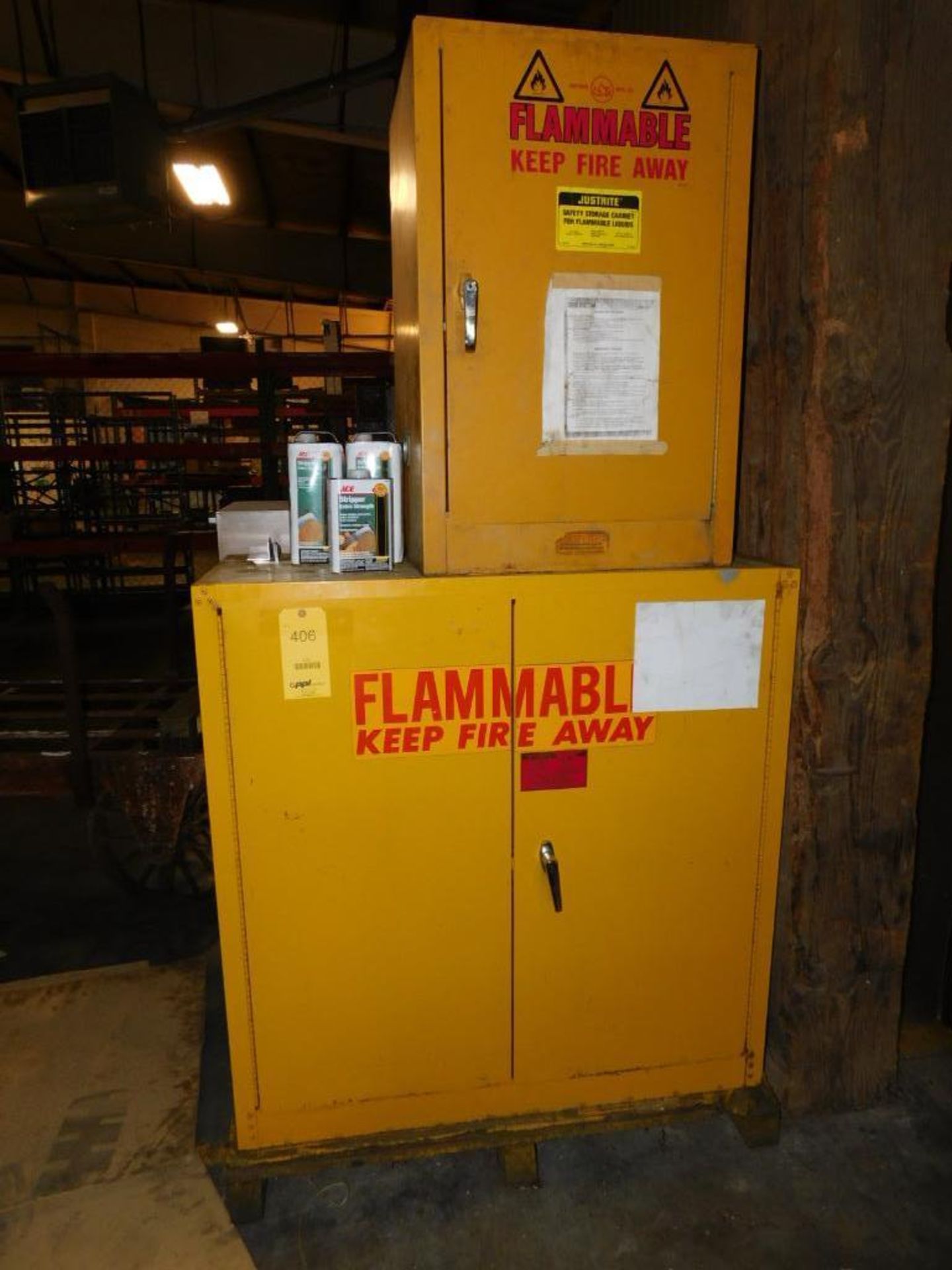 LOT: 30-Gallon & 12-Gallon Flammable Liquid Storage Cabinet