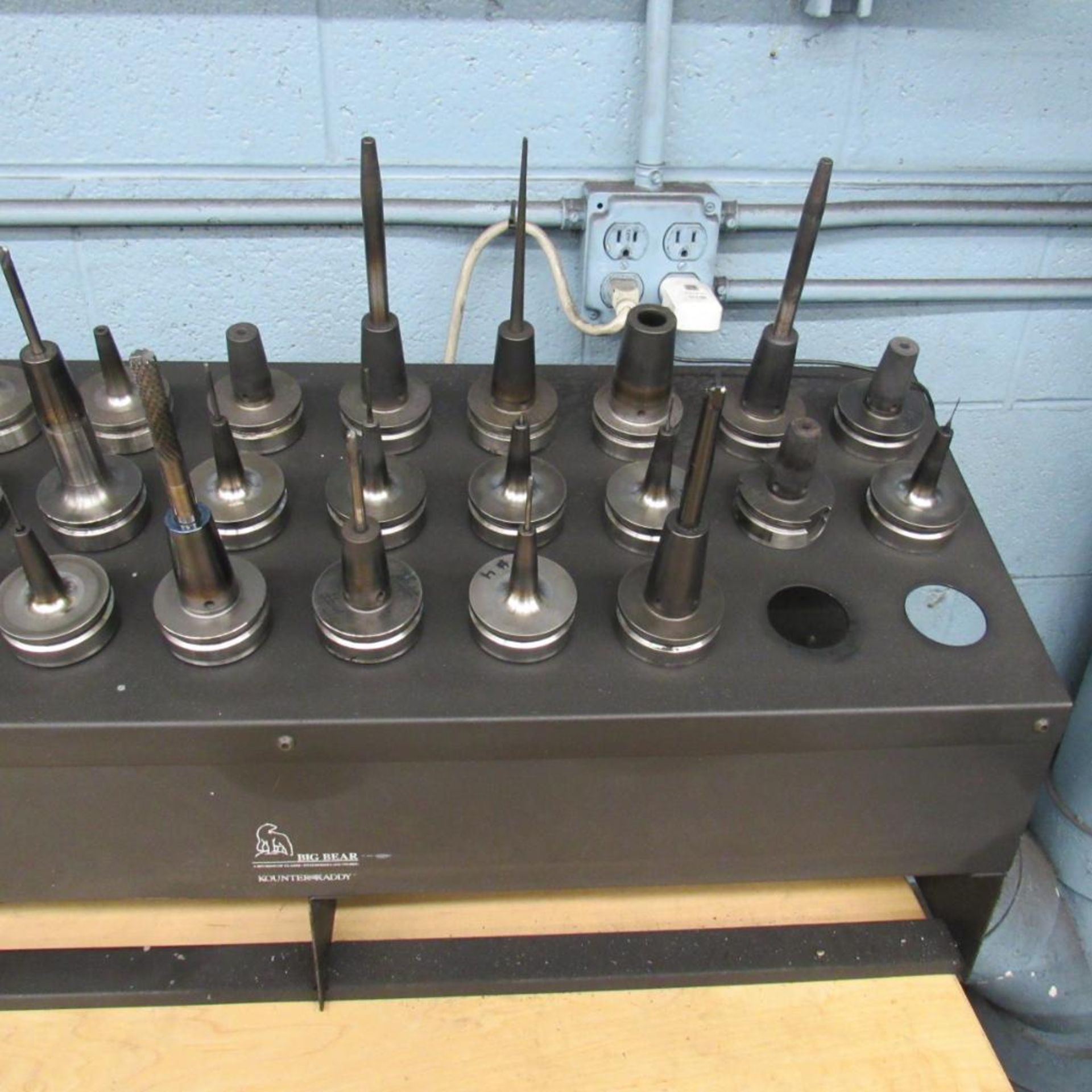 LOT: (28) Pieces HSK F63 Tooling (Location: Bldg. 1) - Image 3 of 3