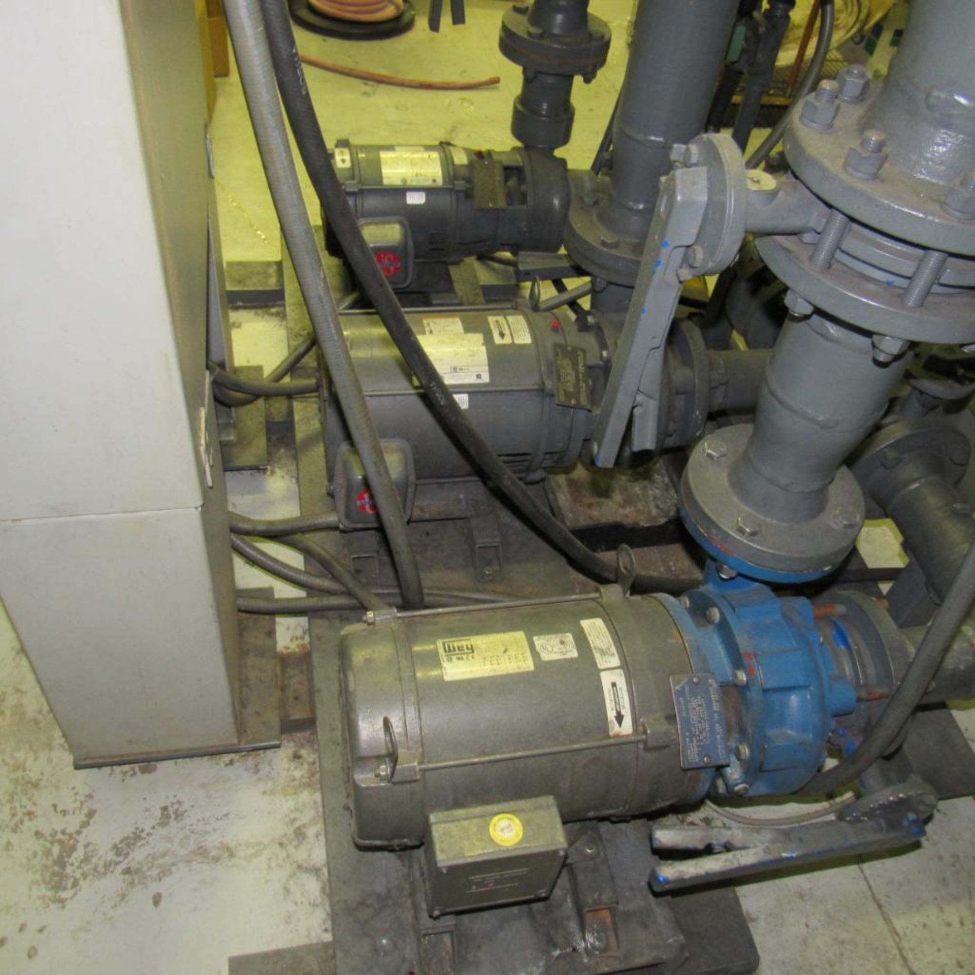 Advantage Chiller System, PTS Control, (3) Pumps, Roof Mounted Tank, TTK-850 (Location: Bldg. 1) - Image 5 of 11