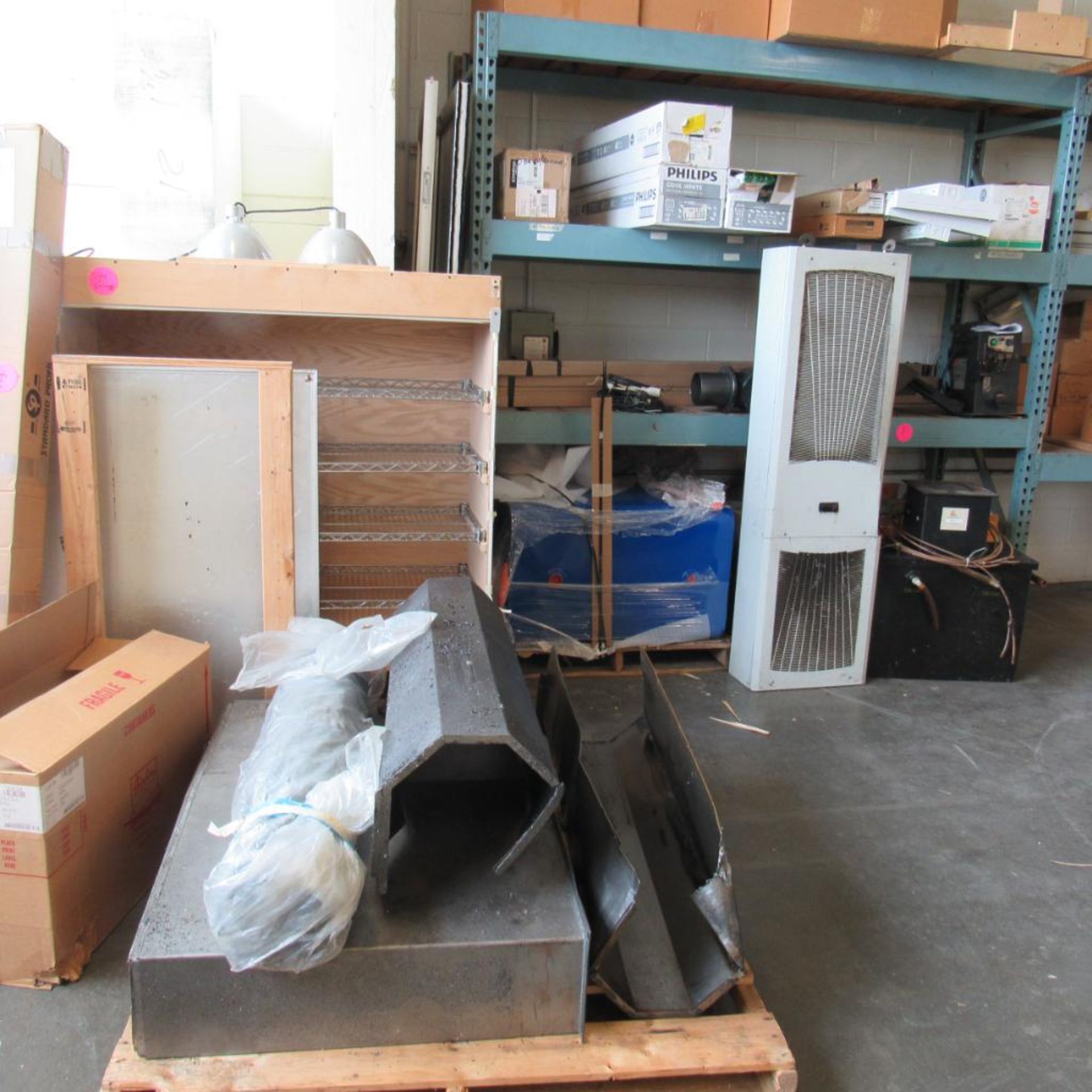 LOT: Rack, Shelving, Remaining Contents of Loft: Building Supplies, Misc. Electronics (Location: - Image 3 of 10