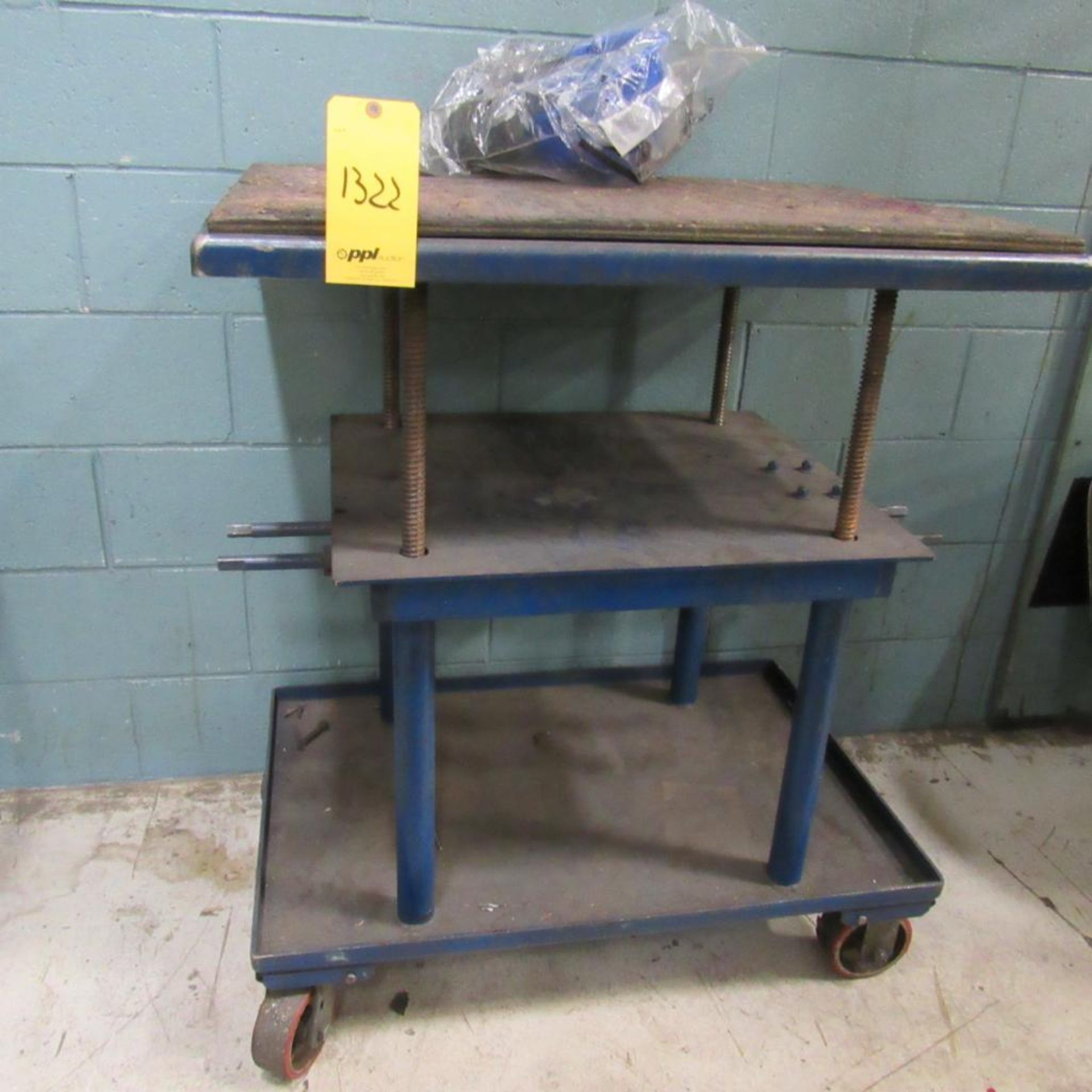 LOT: (3) Rolling Die Lift Carts (Location: Bldg. 1) - Image 4 of 4