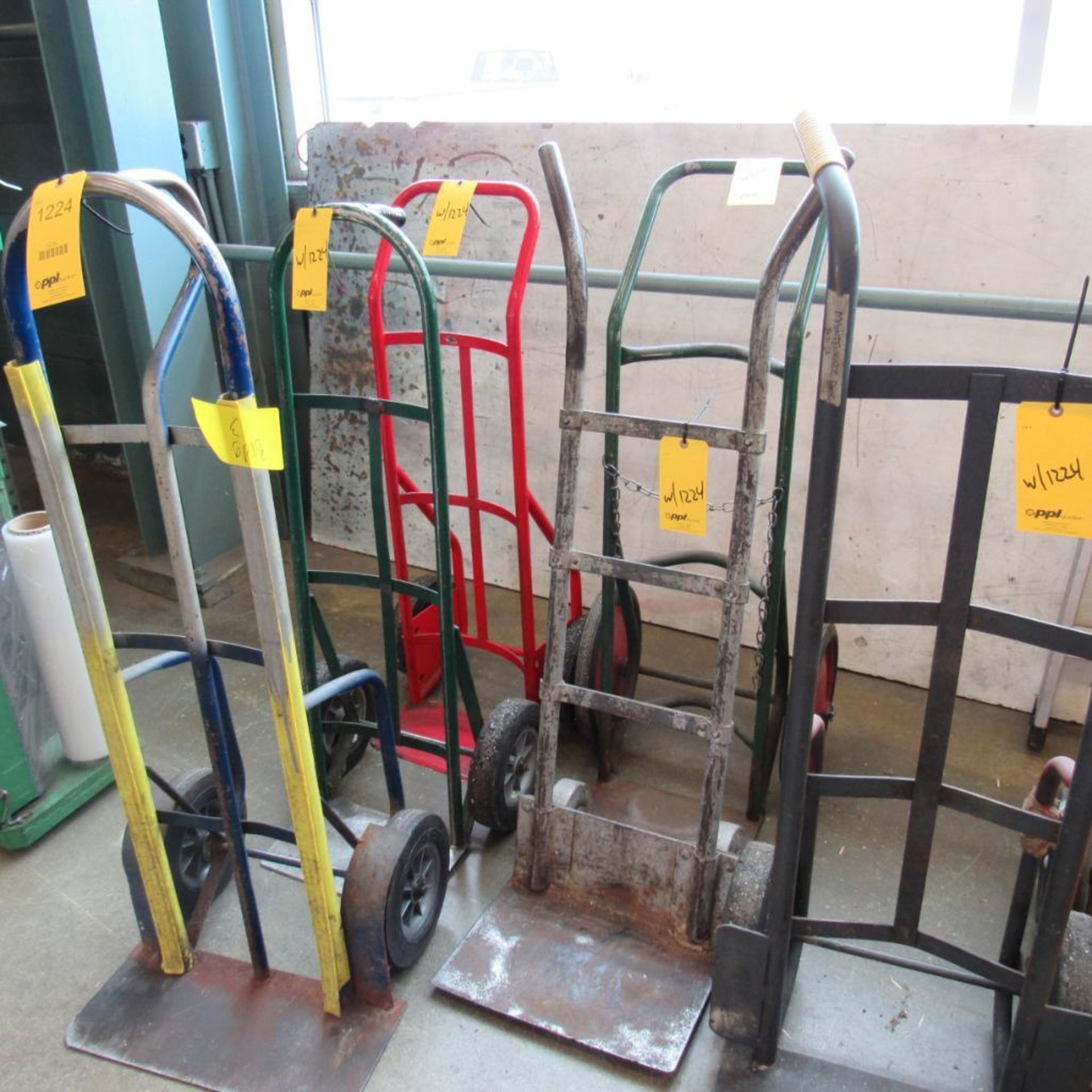 LOT: Dollies, Barrell Dollies, Trailer Jack (Location: Bldg. 3) - Image 2 of 3