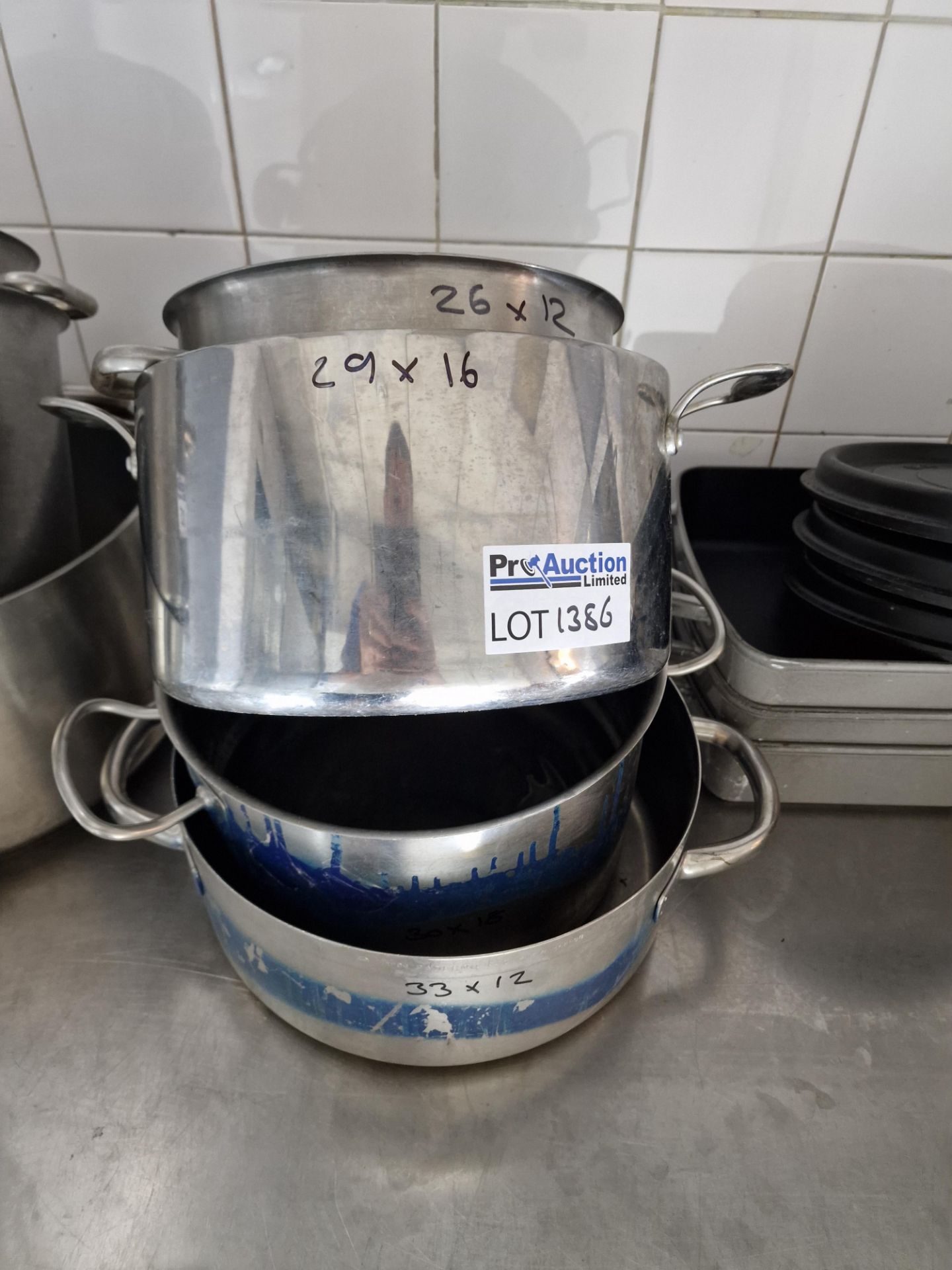 4 x Stainless Steel Commercial Stock Pots 33 x 12cm, 29 x 16cm, 26 x 12cm And 30 x 18cm