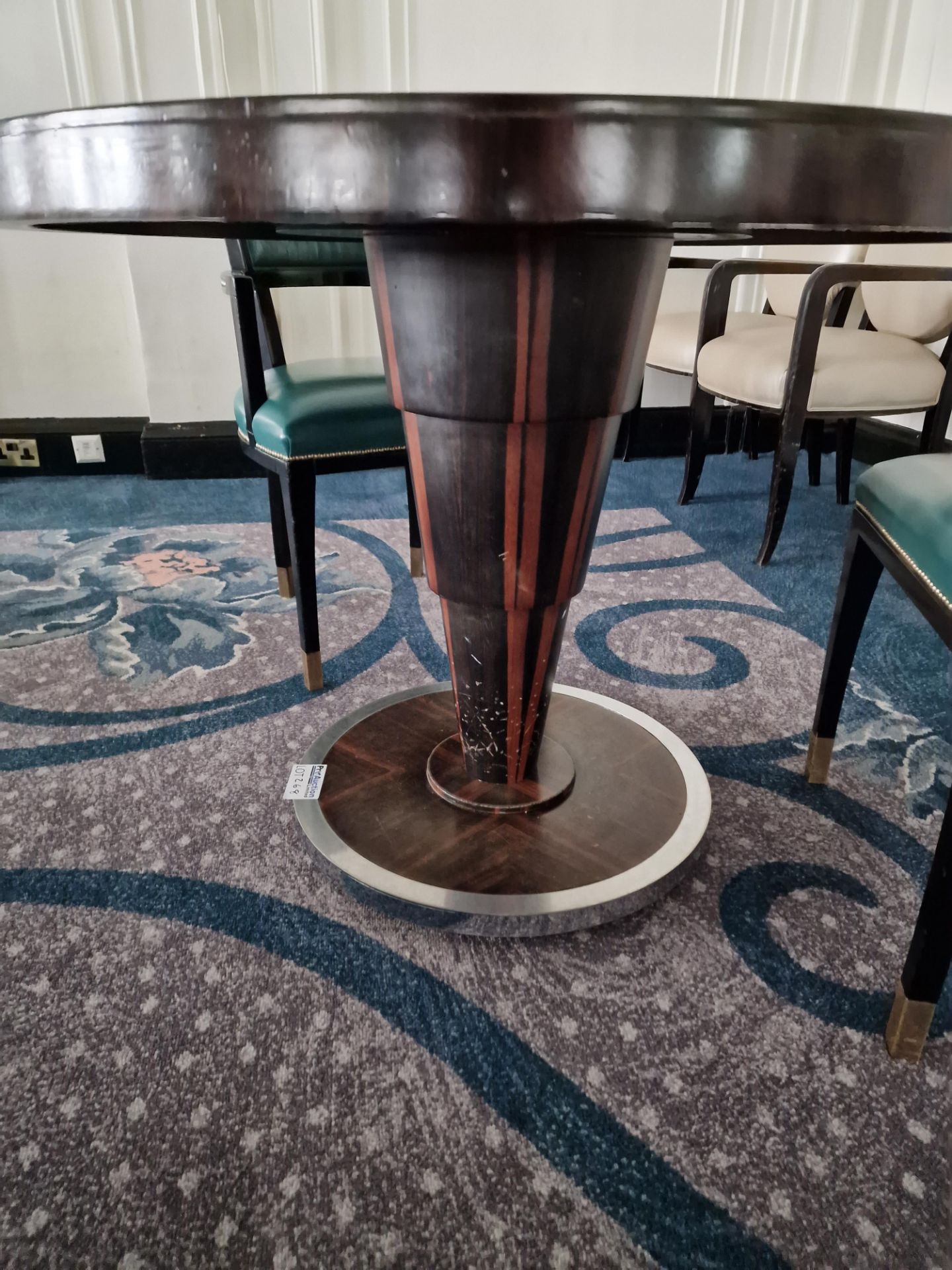 Circular dining table art deco style macassar ebony and palm veneer on solid timber frame mounted - Bild 2 aus 5