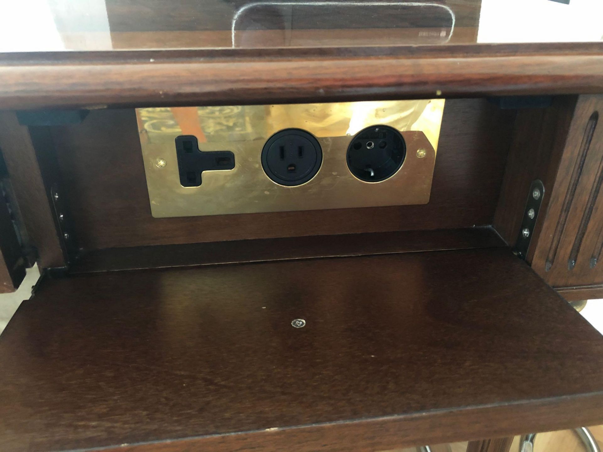 Writing Table Mounted On Tapering Legs Decorated With Gilded Bronzes Fitted Drawers Fitted With - Image 3 of 4