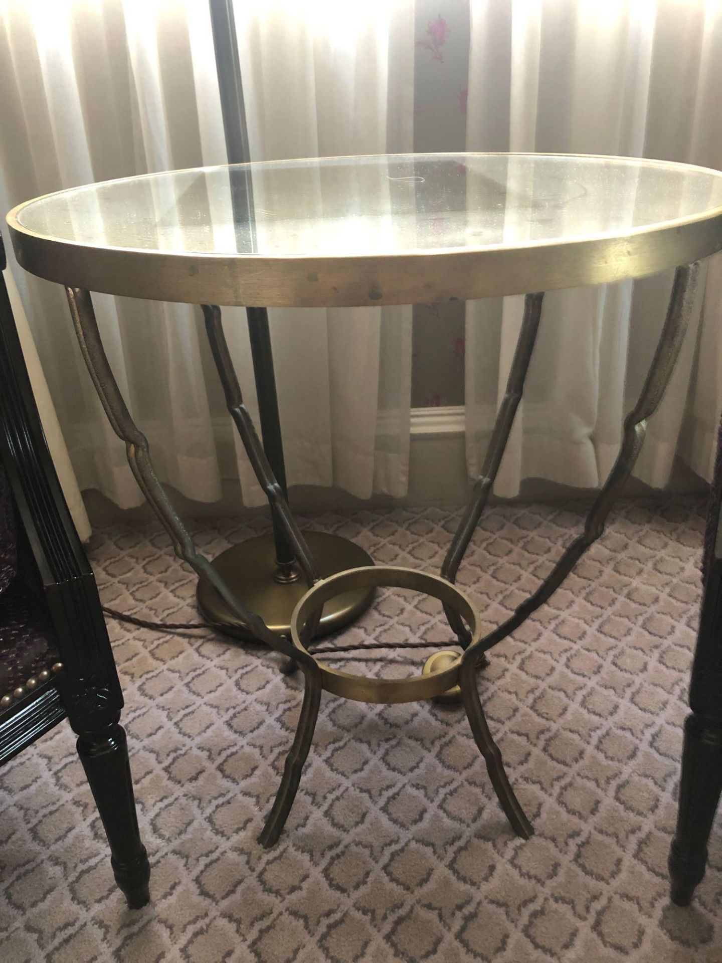 A Brass And Mirrored Top Coffee Table 60 x 76cm (Room 519) - Bild 2 aus 3