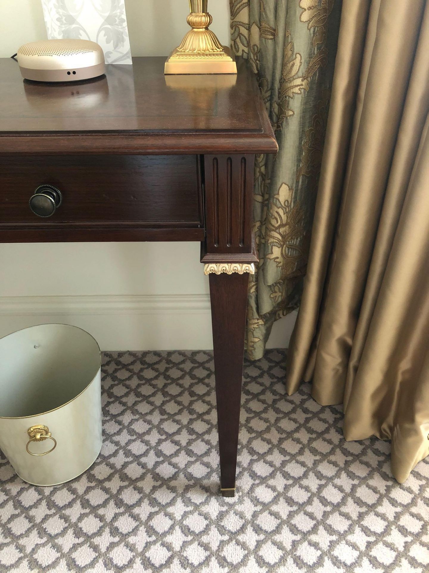 A Burr Mahogany Writing Desk / Dressing Table Fitted With Two Small Side Drawers The Central Panel - Image 5 of 6