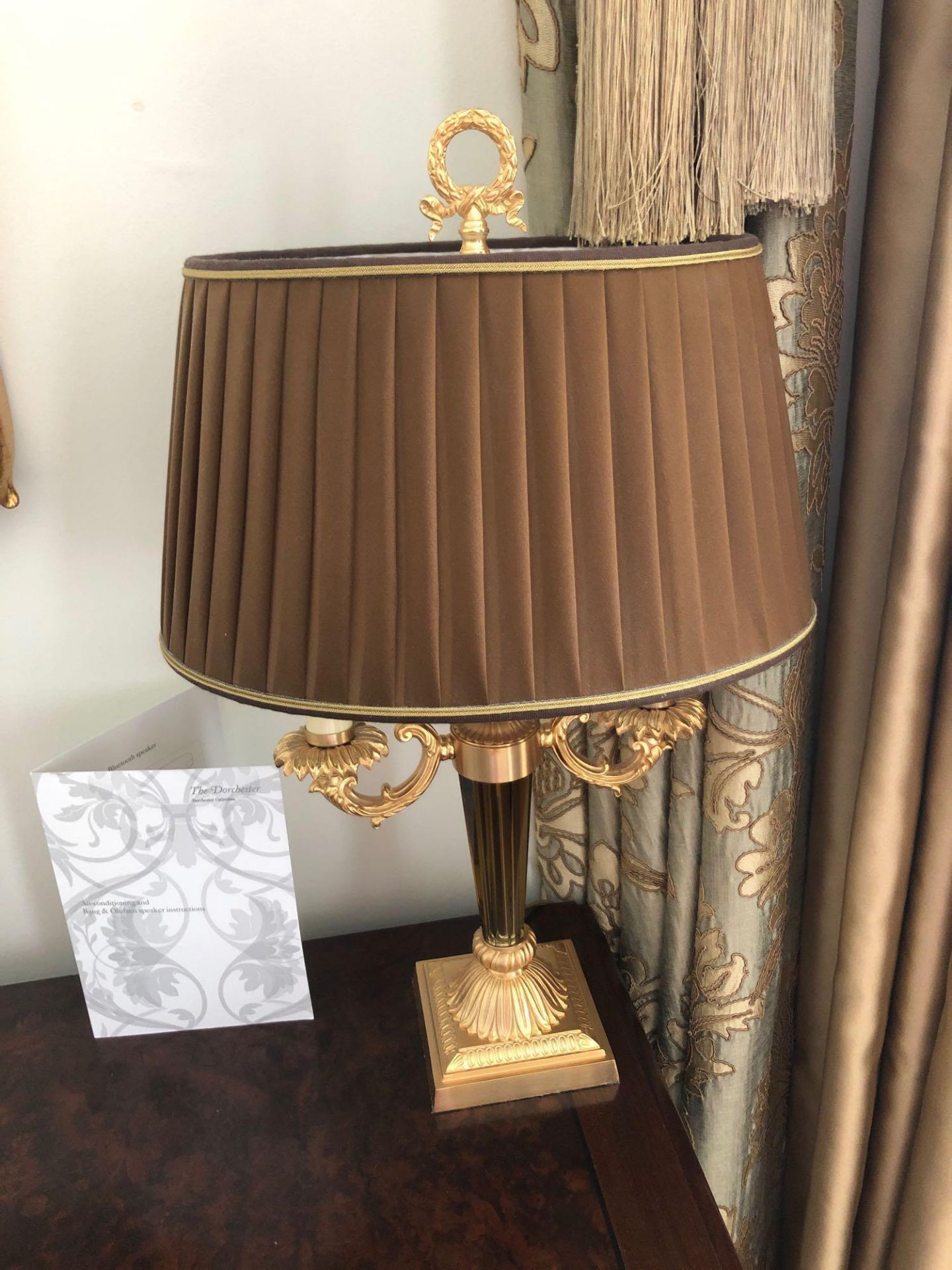 Laudarte Aretusa Twin Arm Table Lamp Bronze Lost-Wax Casting Antique Gilt Bronze Base And Column And