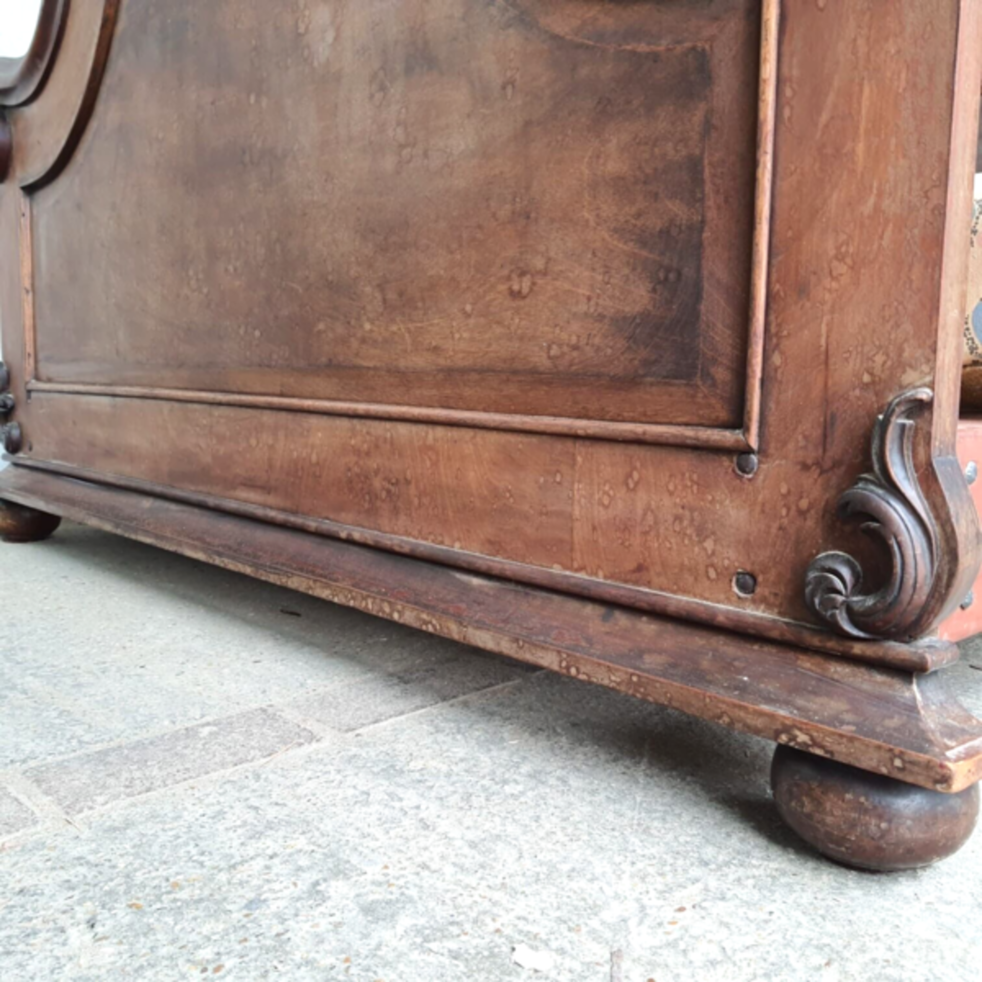 Victorian Mahogany 4ft6” Half Tester Bed The Bed Dates From Around 1860 It Has A Quarter Canopy Over - Bild 2 aus 13