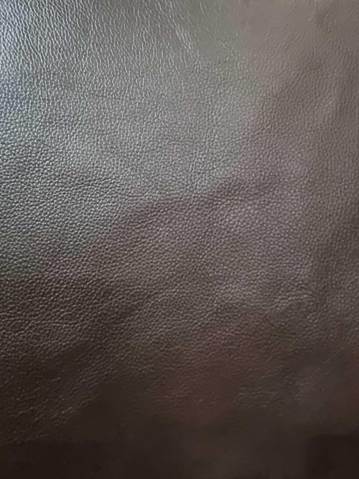 Mastrotto Hudson Chocolate Leather Hide approximately 3 4M2 2 x 1 7cm ( Hide No,242) - Image 2 of 2