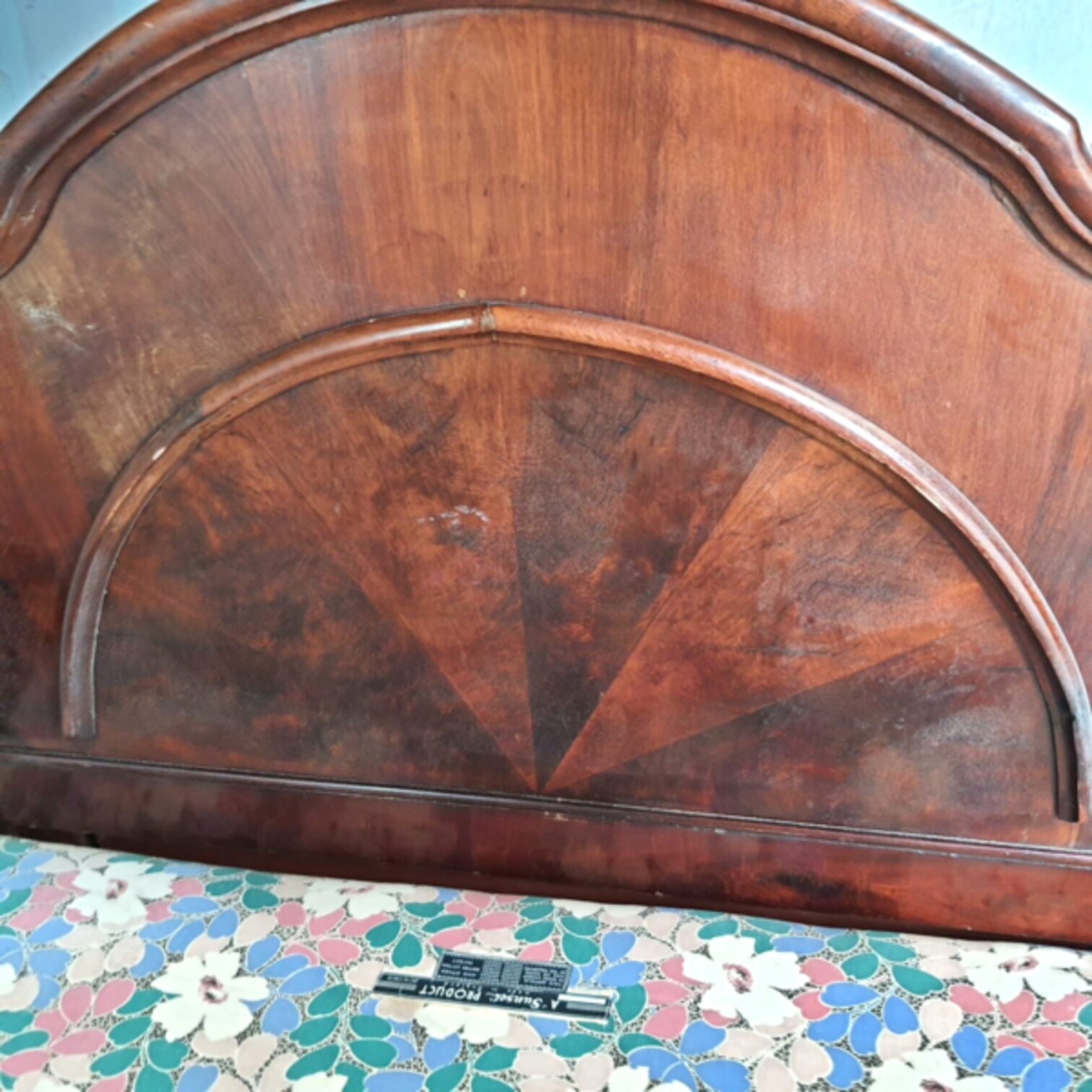 Victorian Mahogany 4ft6” Half Tester Bed The Bed Dates From Around 1860 It Has A Quarter Canopy Over - Bild 10 aus 13