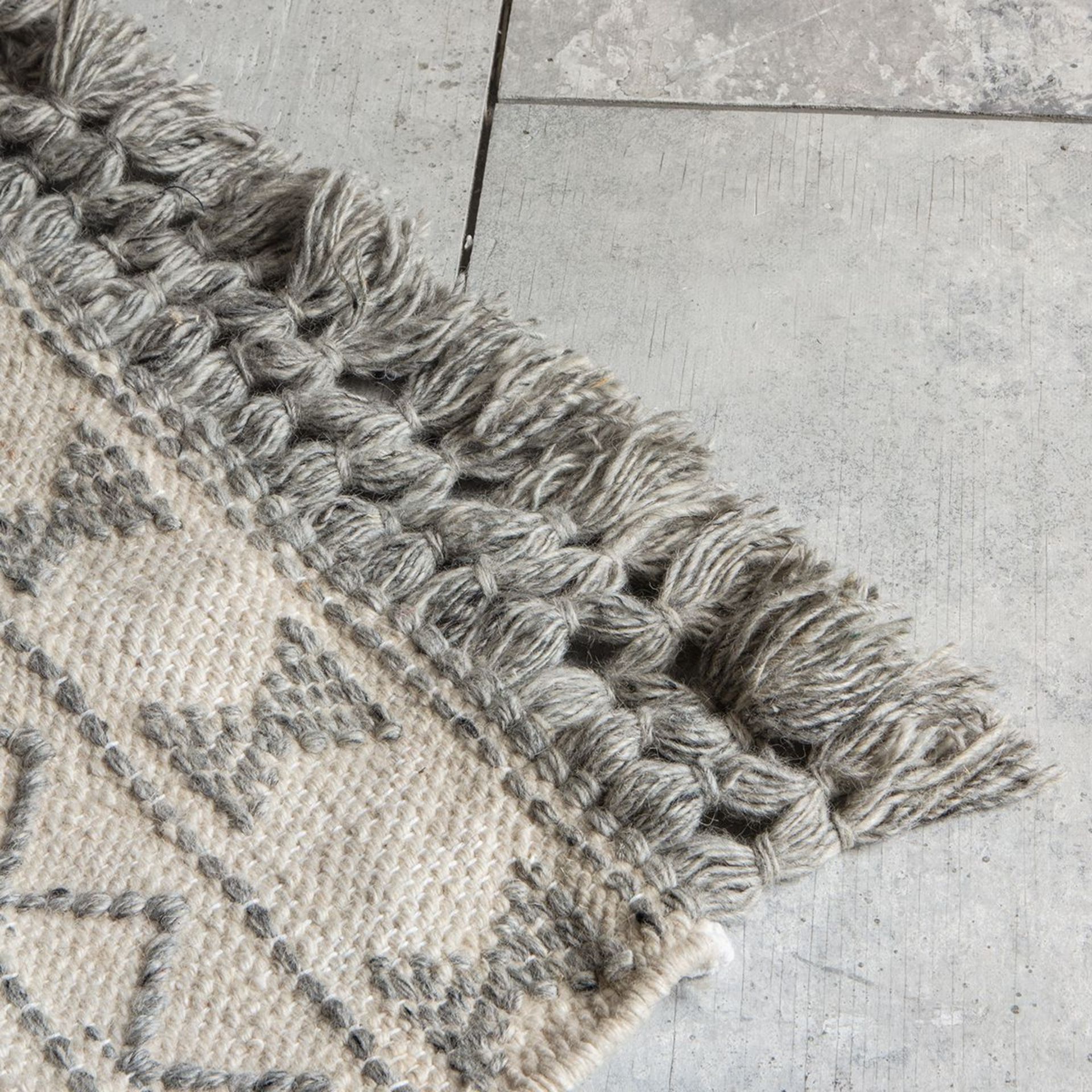 Peru Area Rug Ivory 120 x 170cm This Light Weight, Cream And Grey Aztec Inspired Rug Is The Ideal - Image 2 of 3