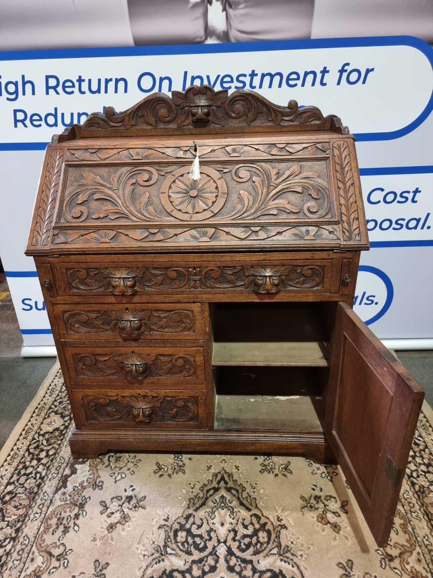 Victorian Green Man High Quality Carved Oak Bureau The Fall With A Moulded Book-Rest, Opening To - Bild 17 aus 19