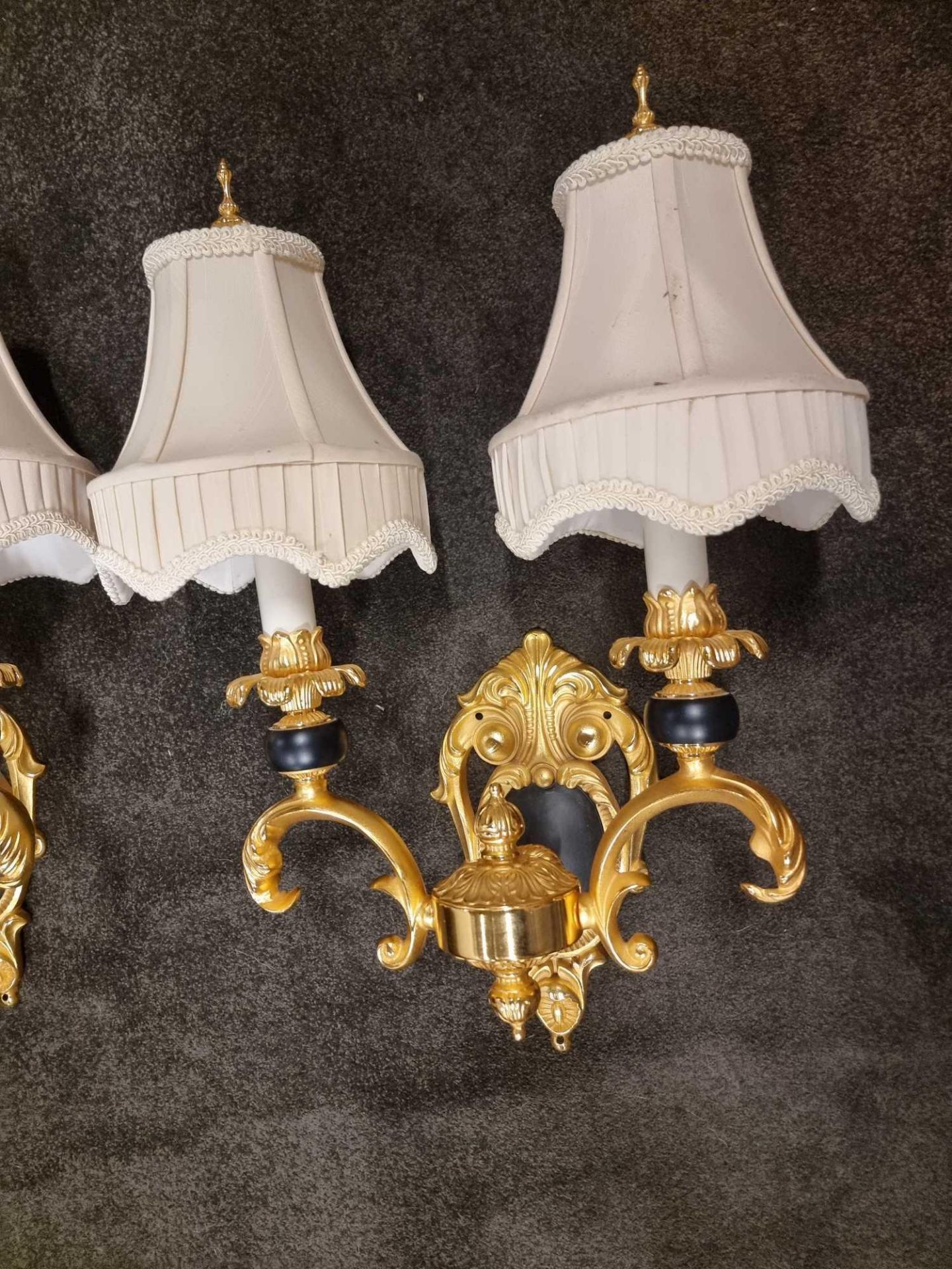 A Very Elegant Pair Of French Louis XVI Style Cobalt Blue And Ormolu Electrified Wall Lamps The - Bild 12 aus 18