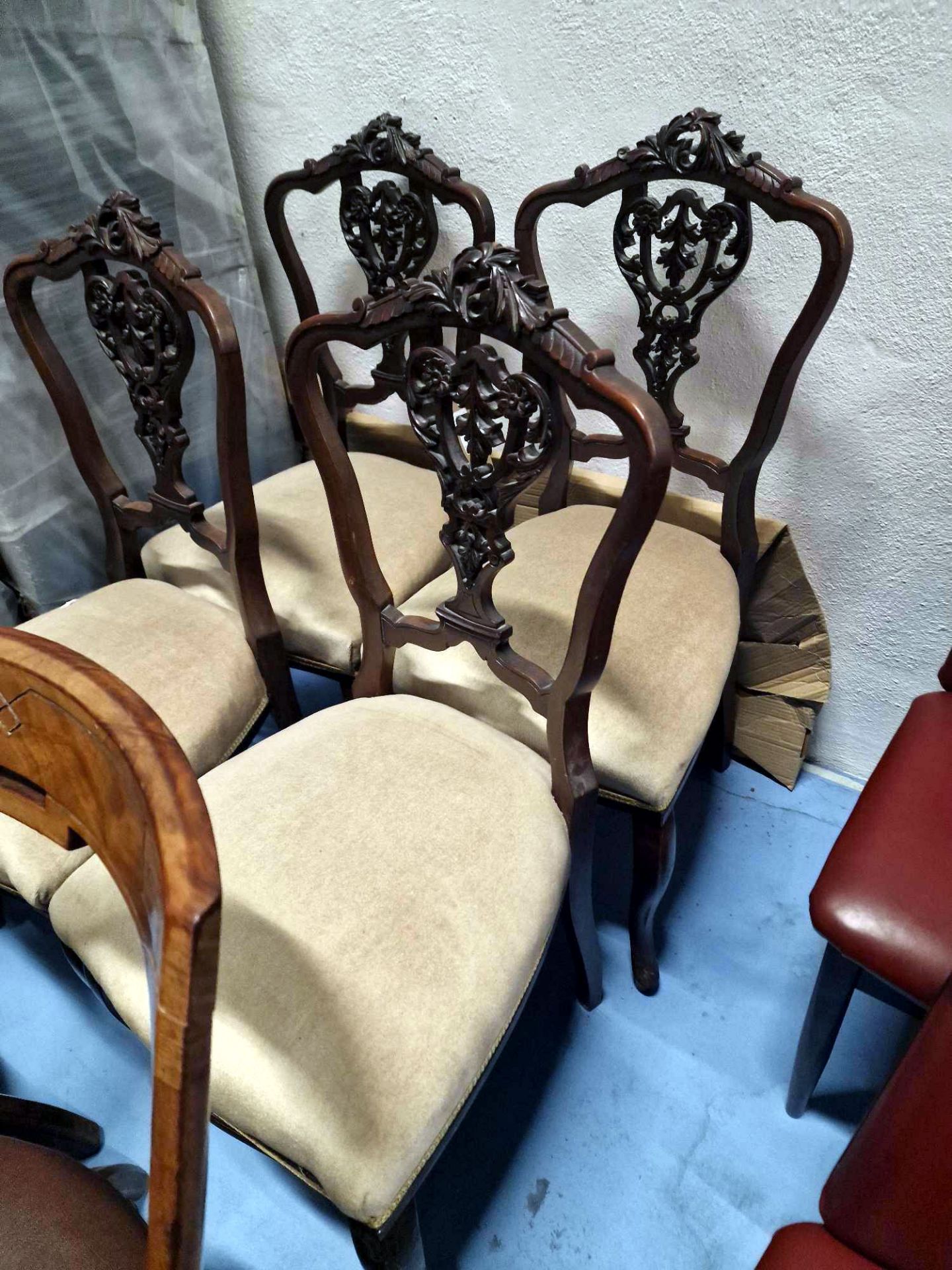 An Elegant Set of 4 Victorian Dining Chairs Elaborately Carved Top Rail And Shield Backs The Seats - Image 5 of 17