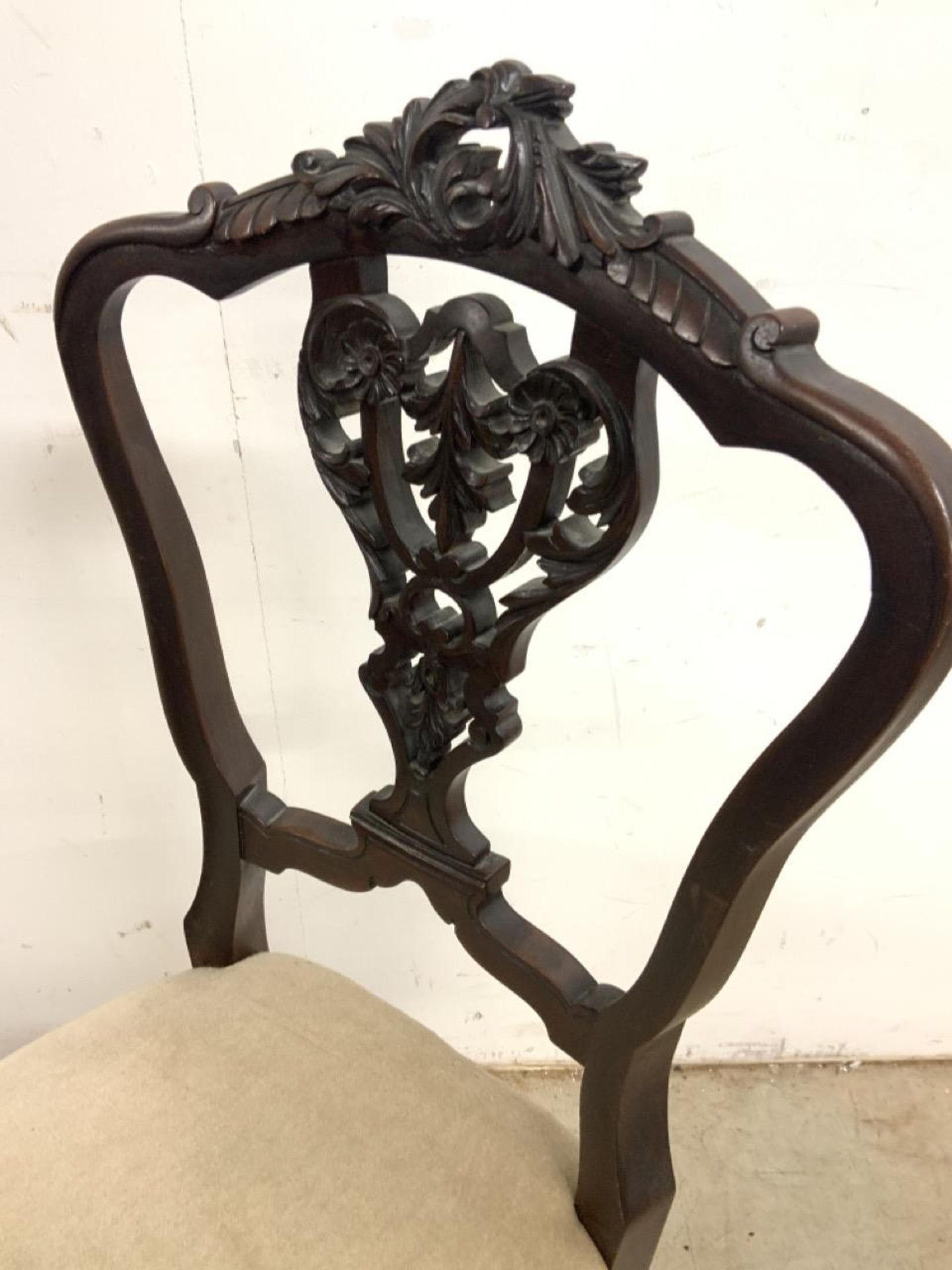 An Elegant Set of 4 Victorian Dining Chairs Elaborately Carved Top Rail And Shield Backs The Seats - Image 6 of 17
