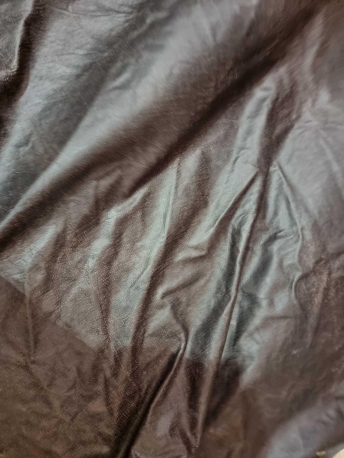 Chaps Satchel Conker Leather Hide approximately 4 2M2 2 1 x 2cm ( Hide No,195) - Bild 3 aus 3