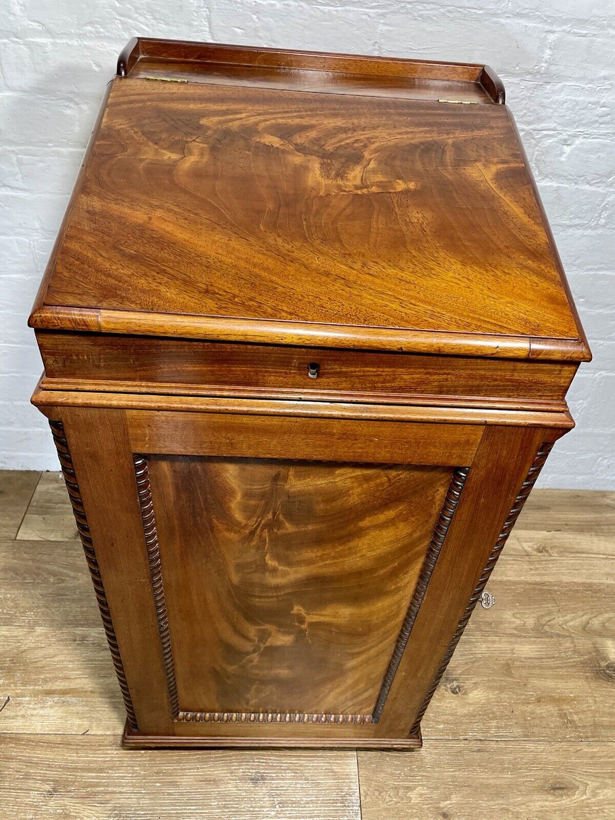 English Georgian Regency Flame Mahogany Davenport Writing Desk circa 1820 a moulded gallery above - Image 5 of 12