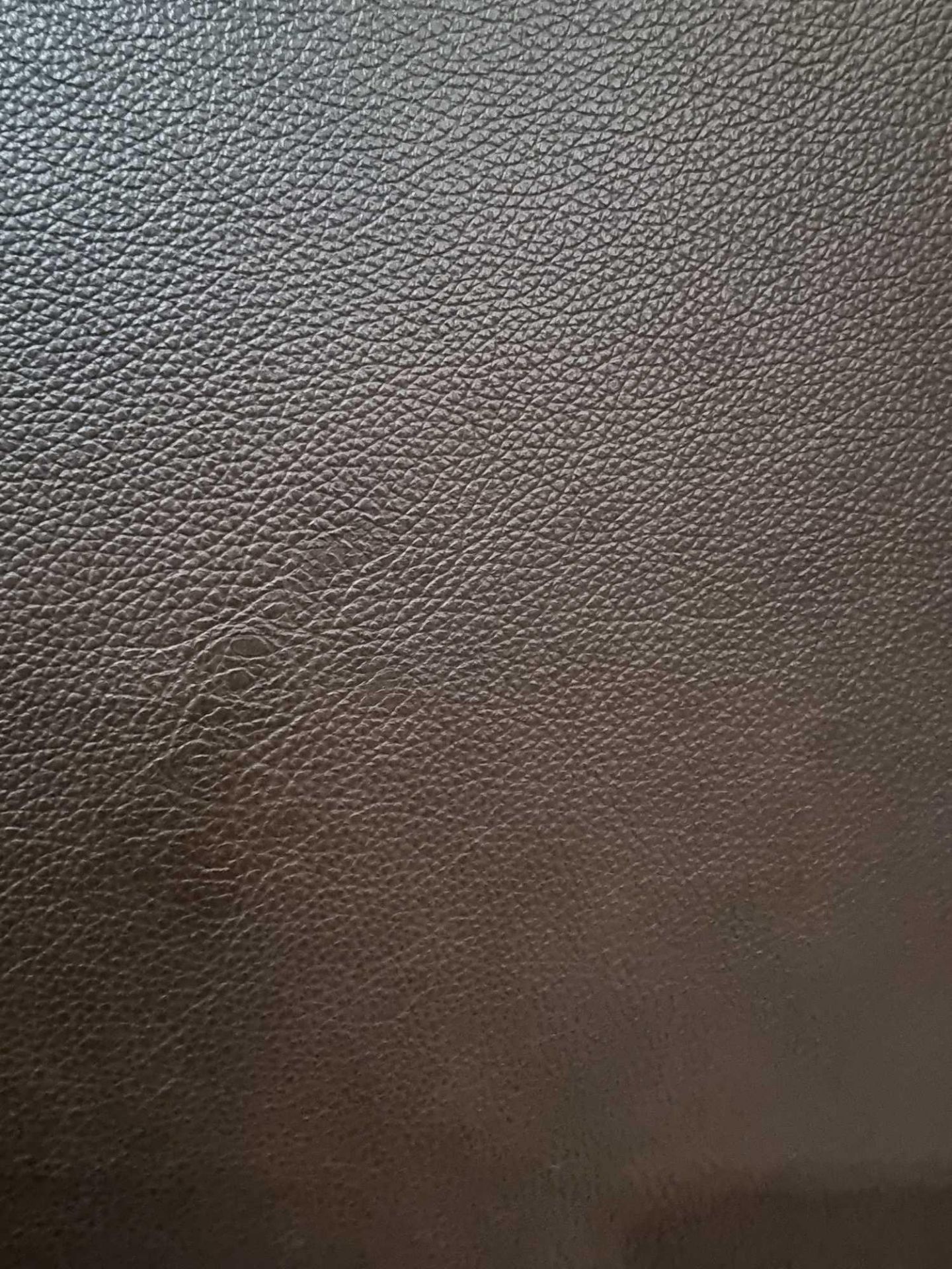 Mastrotto Hudson Chocolate Leather Hide approximately 3 78M2 2 1 x 1 8cm ( Hide No,222) - Image 2 of 2