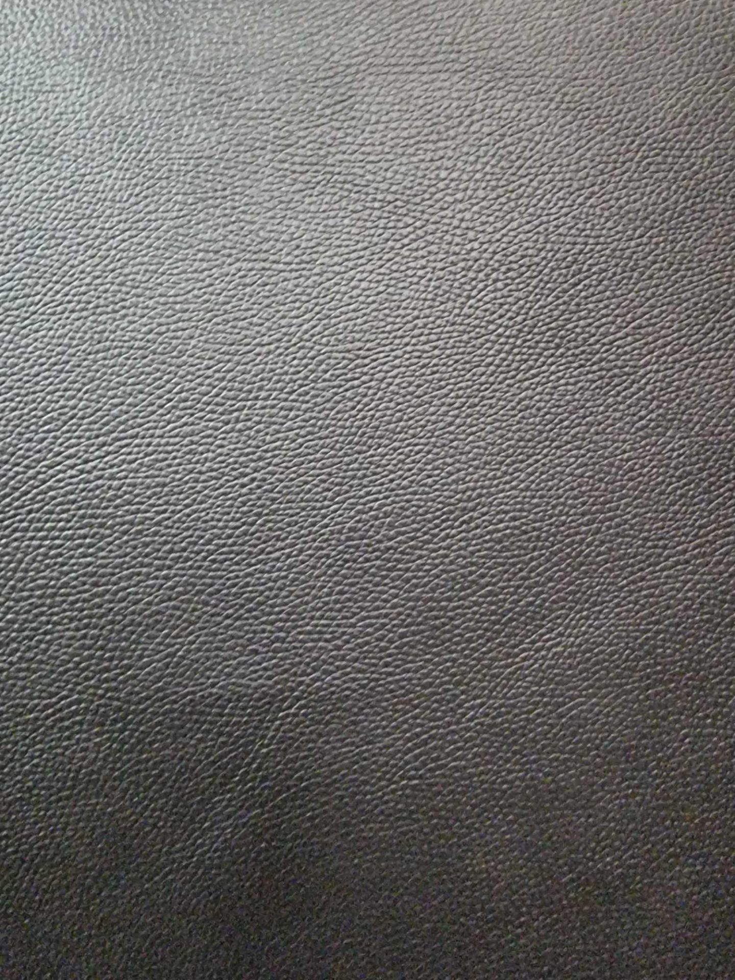 Duresta Midnight Silver Leather Hide approximately 4 37M2 2 3 x 1 9cm ( Hide No,224) - Bild 2 aus 3