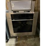 Wolf ICBSO30TM/S/TH M Series Transitional Built-In Single Oven 762mm M Series Built In Single Oven