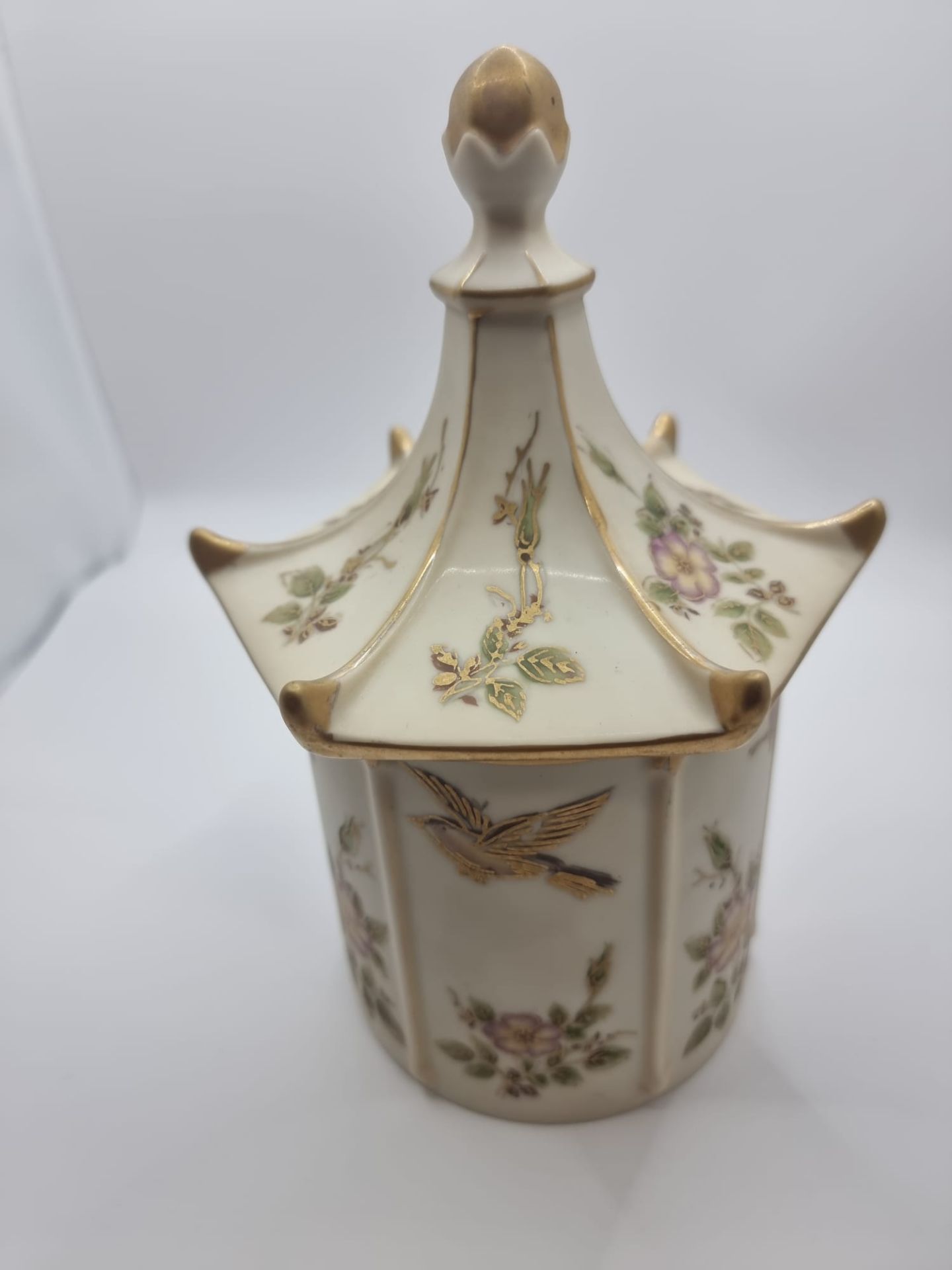 Lenwile China Ardalt beautiful hand painted porcelain Pagoda tea or apothecary jar - Image 6 of 6
