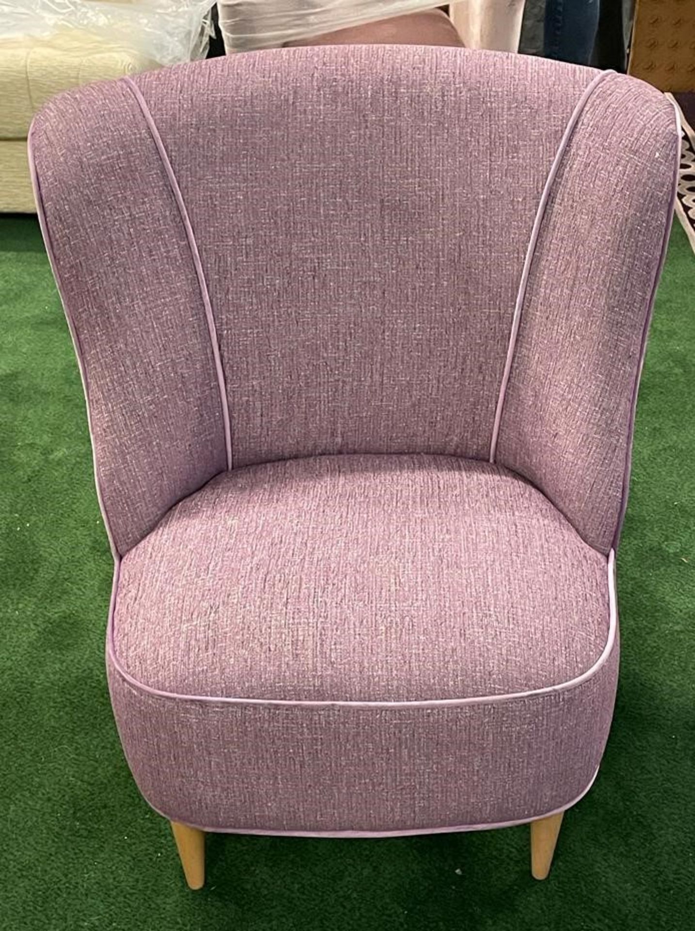 Lilac Chair With Wooden Legs 48 (P) 68 x (W) x 83 (H) (Chair11)